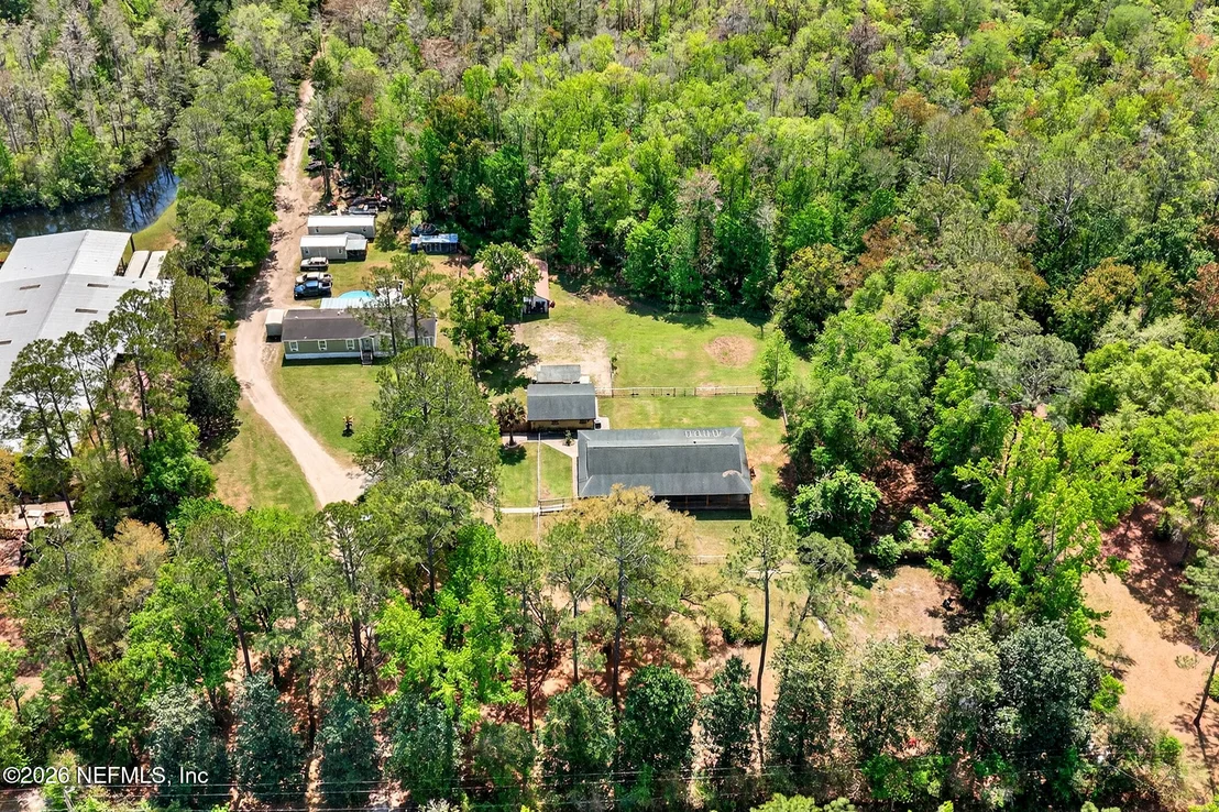 Photo of 43122 PINERIDGE Drive