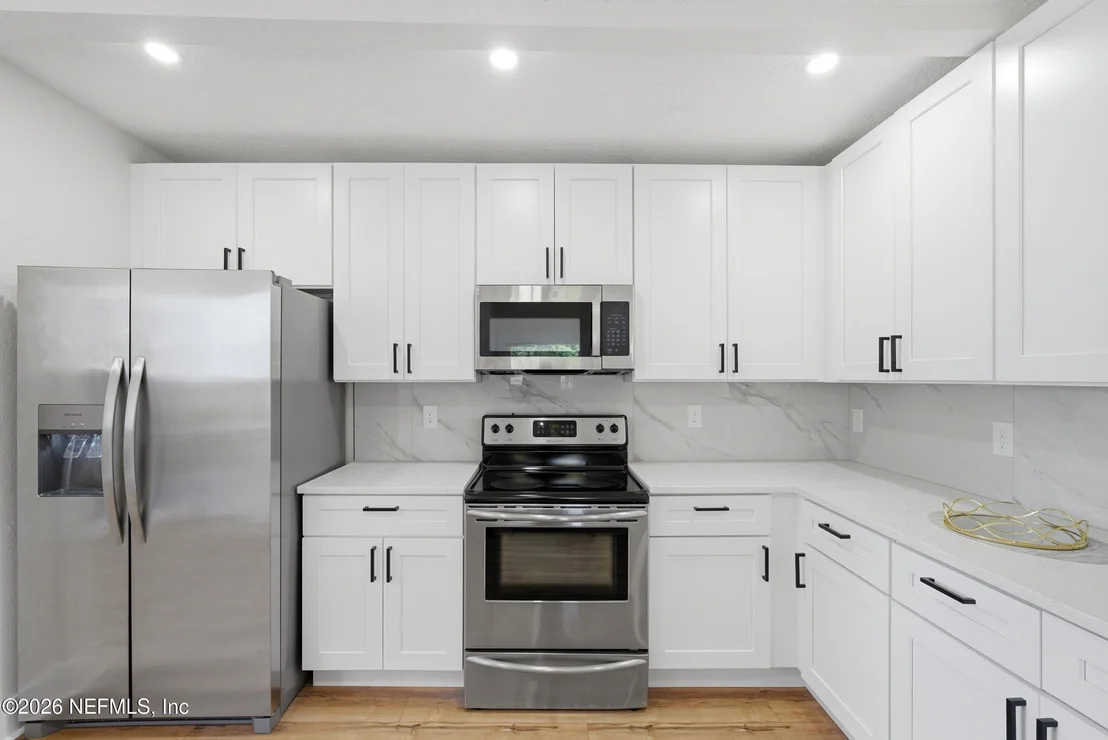 Photo of 6918 PARK Circle
