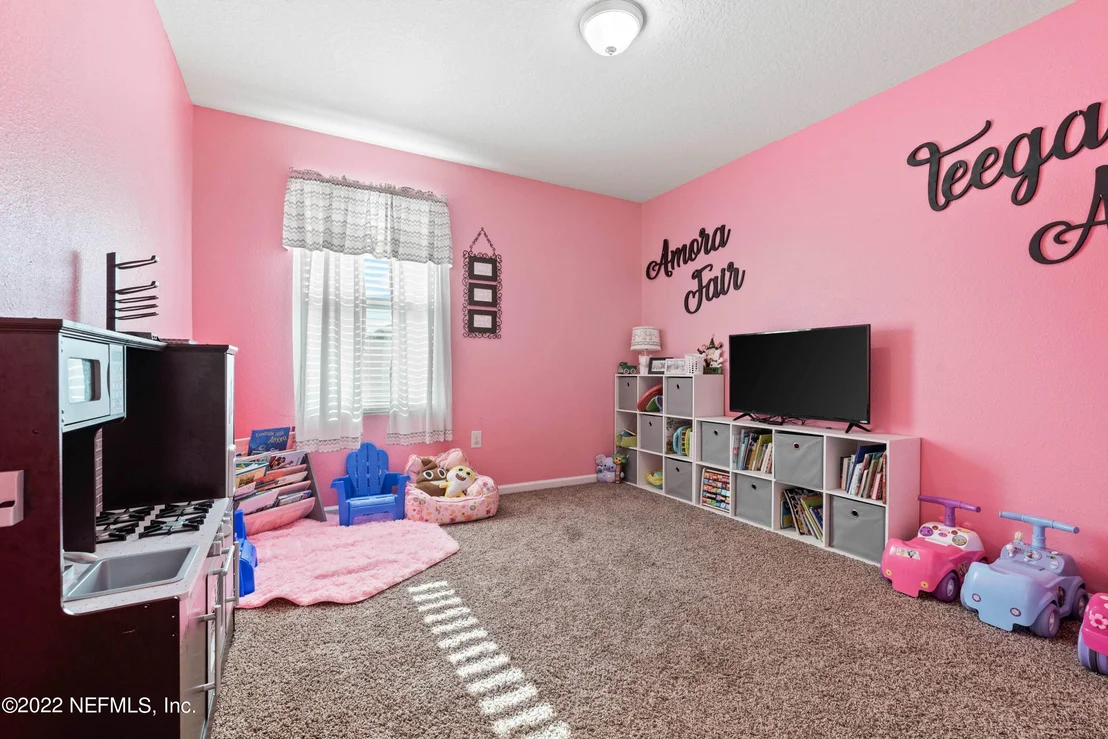 Photo of 6206 PAINT MARE Lane