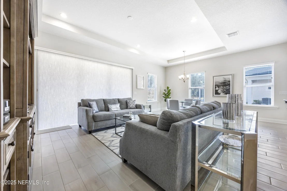 Photo of 9819 FILAMENT Boulevard