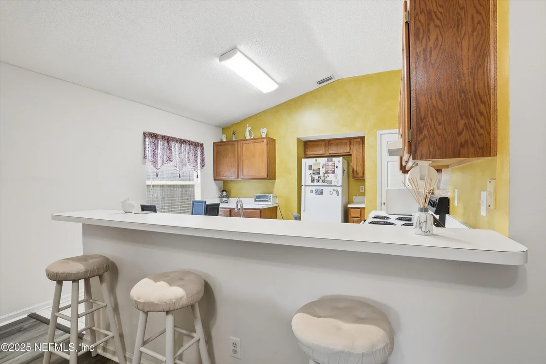 Photo of 1539 BEECHER Lane