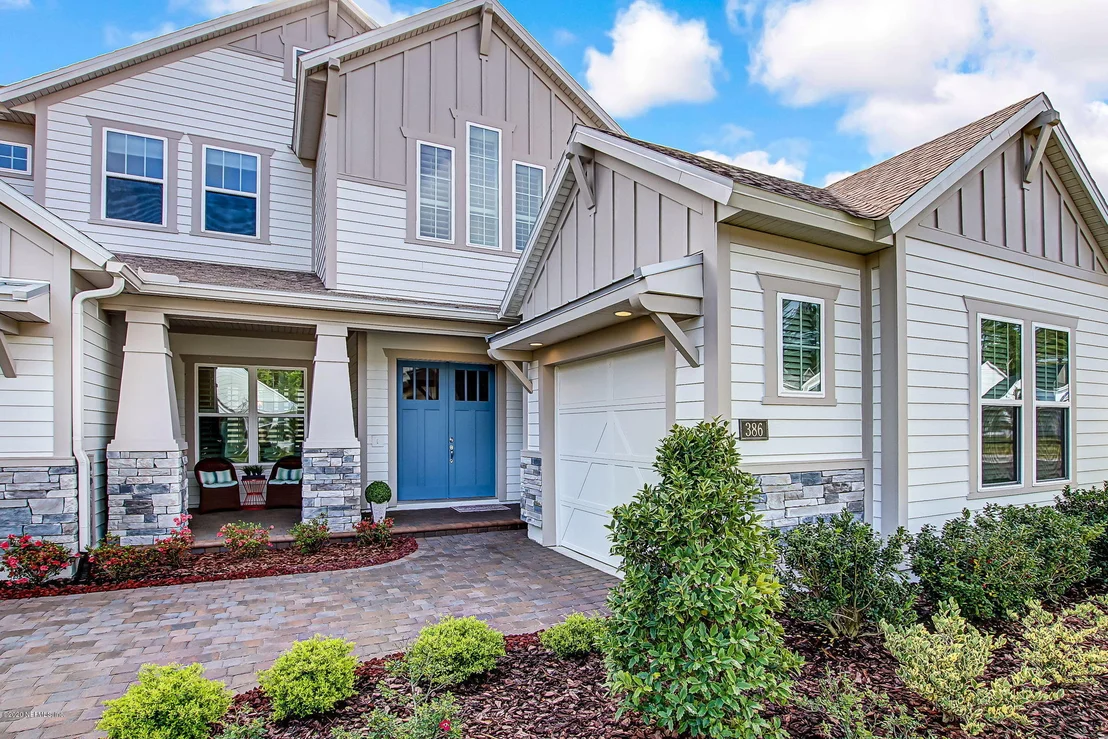 Photo of 386 OUTLOOK Drive
