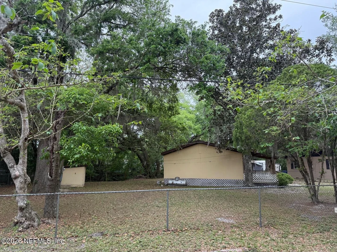 Photo of 8105 COLEE COVE Road
