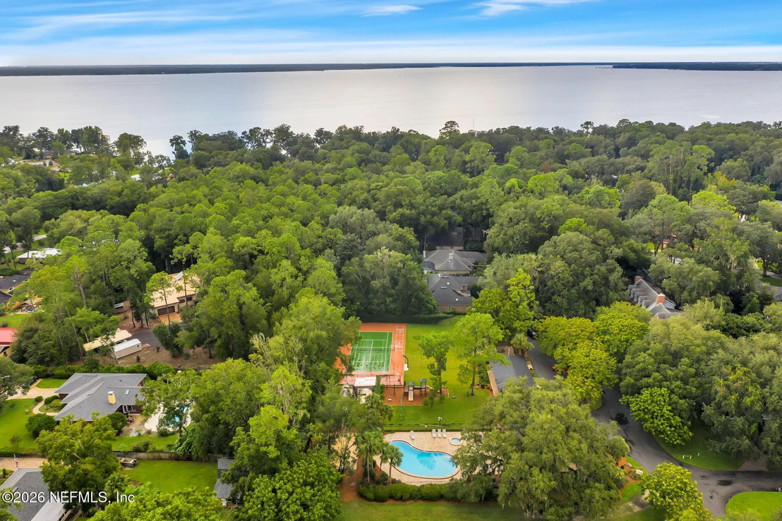 Photo of 1076 MAINSAIL Lane