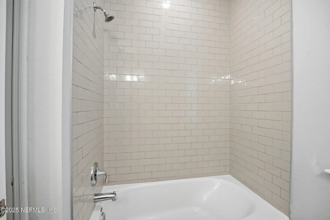 Photo of 322 CLIFTON BAY Loop