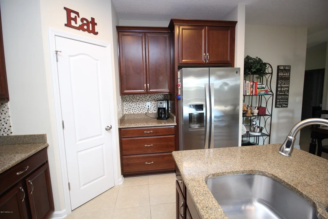 Photo of 117 KINGS TRACE Drive