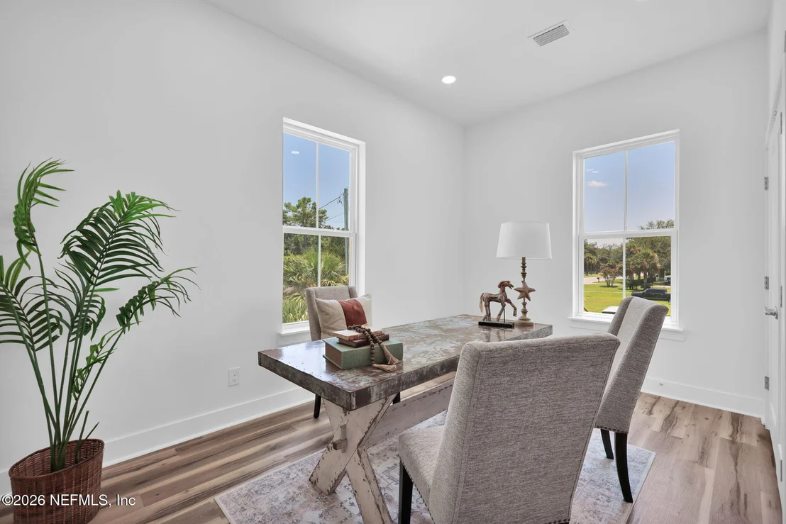 Photo of 6030 HECKSCHER Drive
