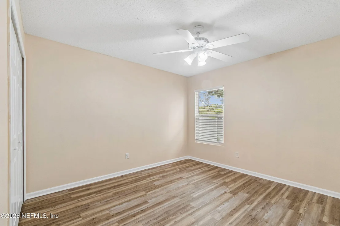 Photo of 73 S TWIN MAPLE Road