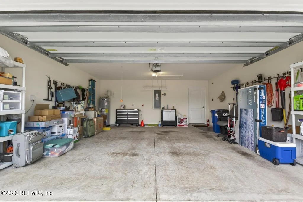 Photo of 558 PALACE Drive