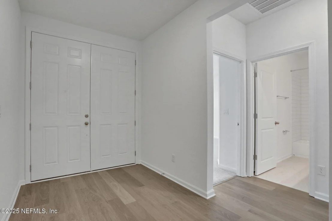 Photo of 4023 BRICK WALL Cove