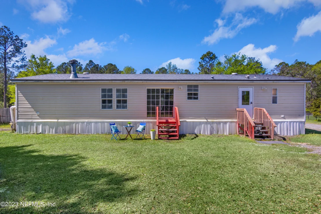 Photo of 44474 PINEBREEZE Circle
