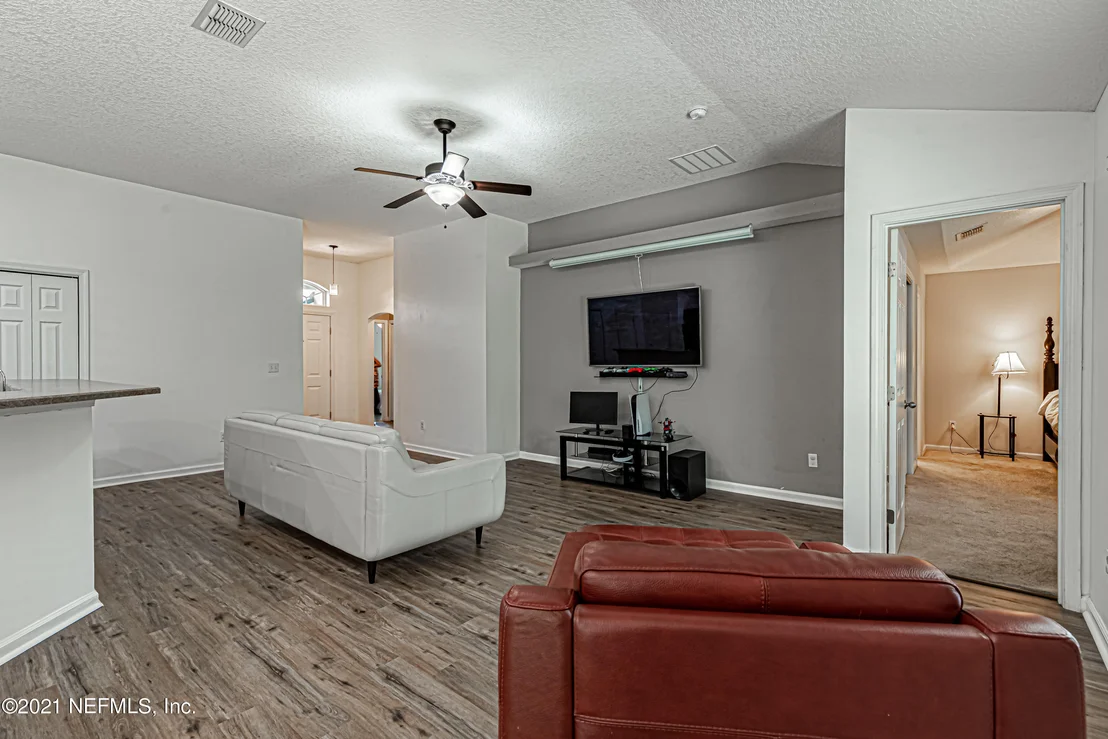 Photo of 96461 COMMODORE POINT Drive