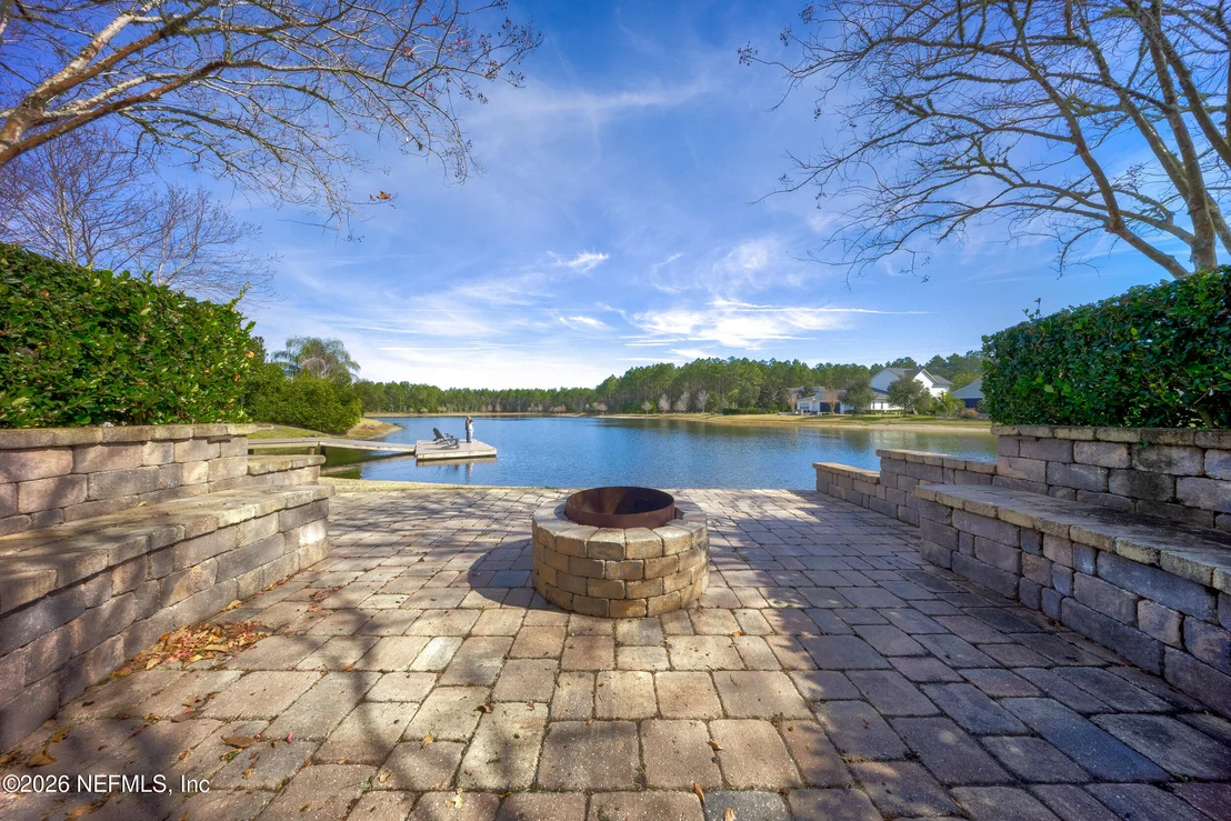 Photo of 383 PINE HAVEN Drive