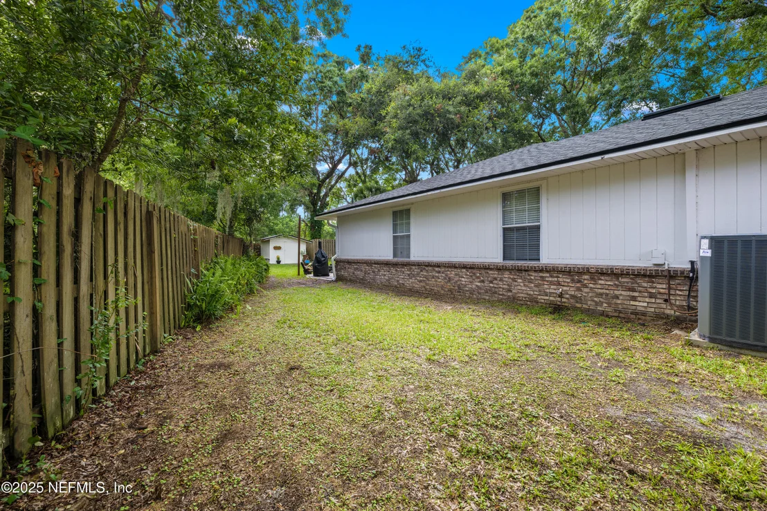 Photo of 5263 ELLEN Court
