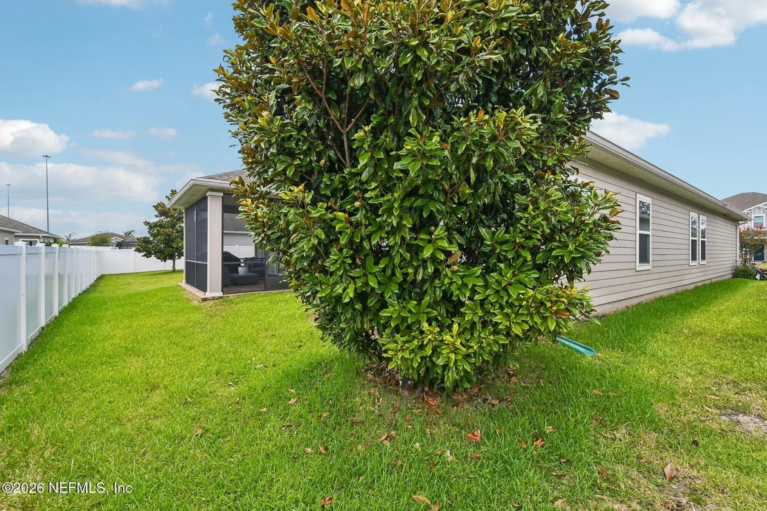 Photo of 1426 KENDALL Drive