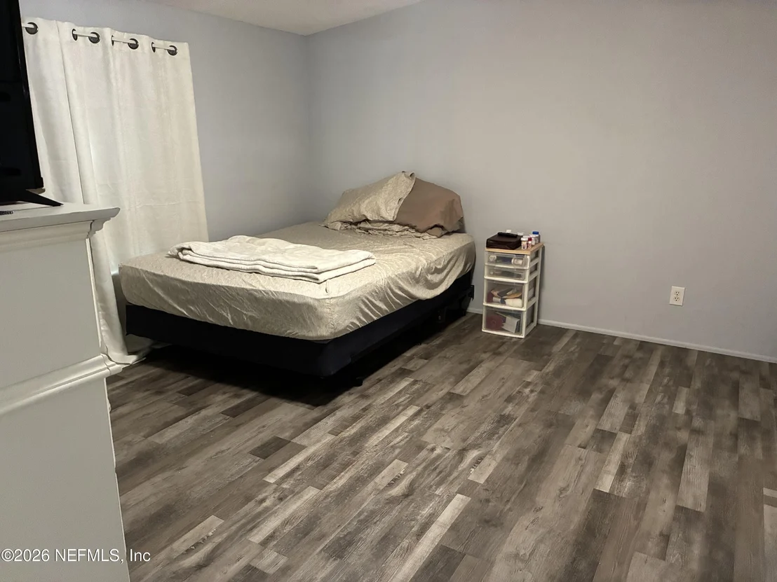 Photo of 104 REAVES Avenue