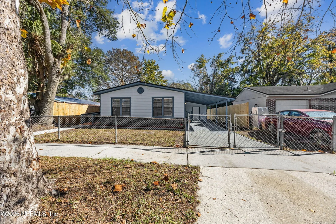 Photo of 7611 MCCOWAN Drive