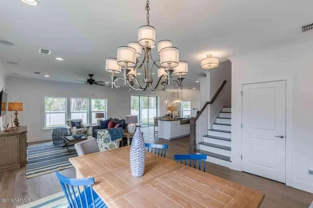 Photo of 131 LOMBARD Way