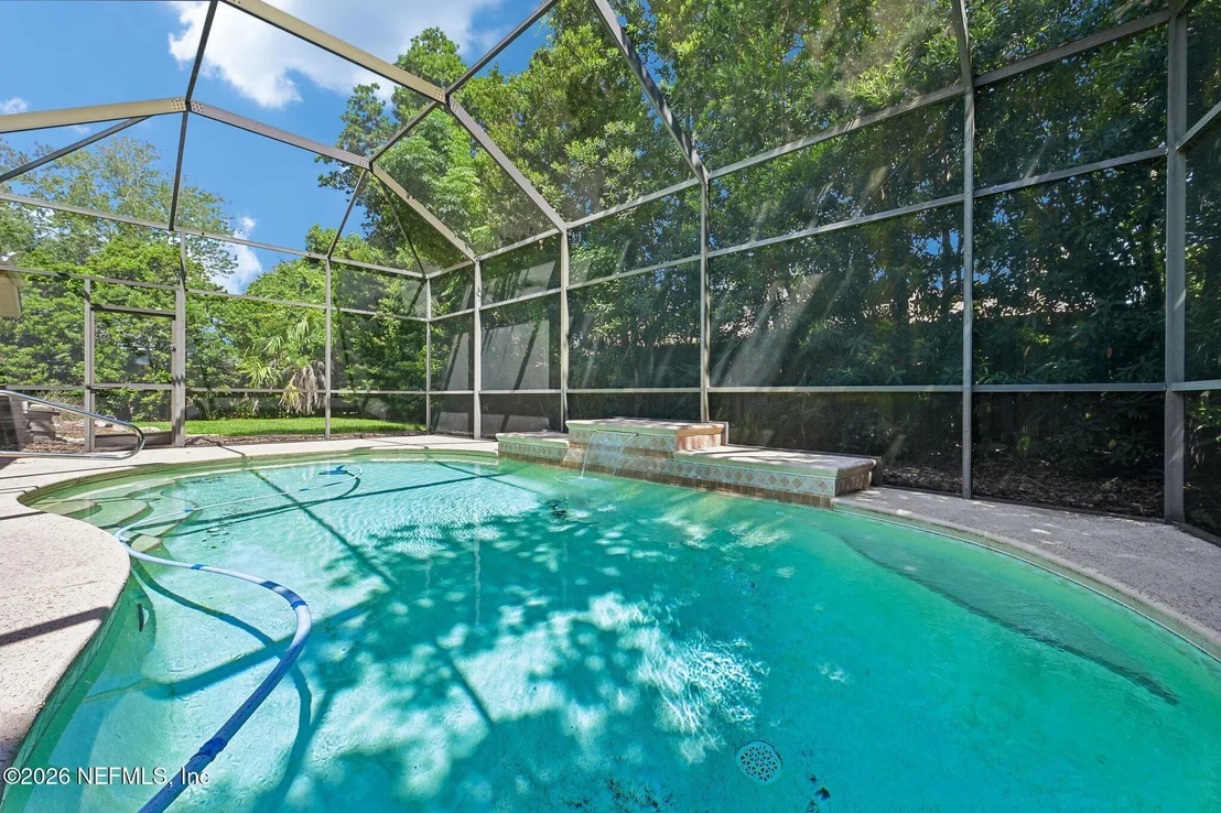 Photo of 1698 MARGARETS WALK Road