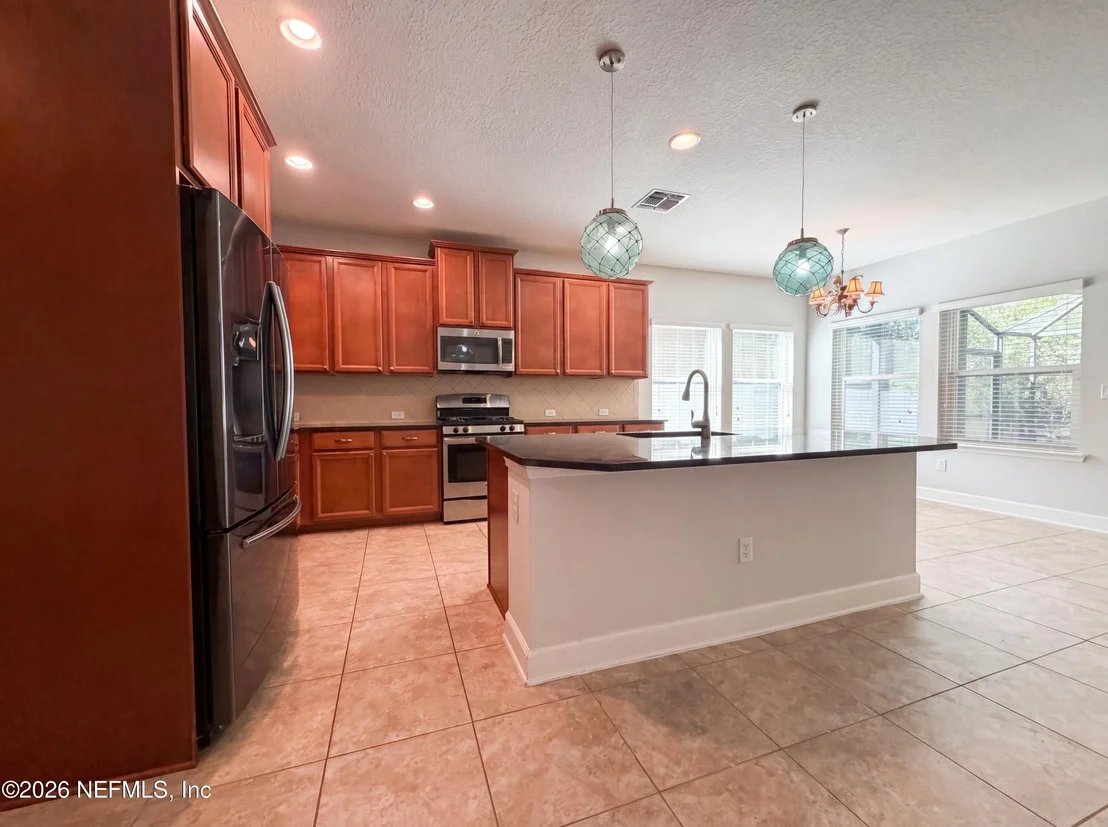 Photo of 288 CAMERON Drive