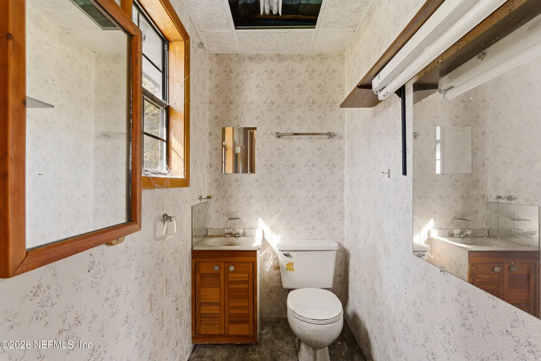 Photo of 234 RAVENSWOOD Drive
