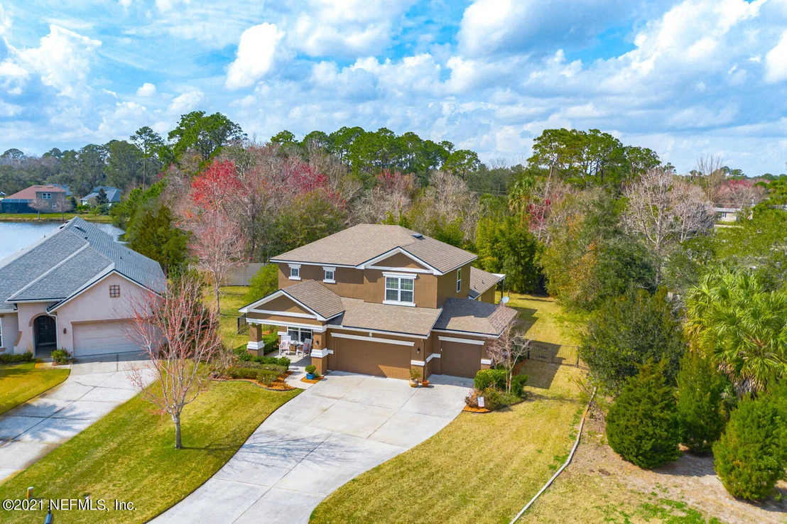 Photo of 214 PLAZA DEL RIO Drive
