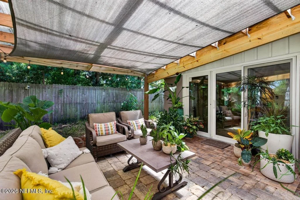 Photo of 1215 LE BRUN Drive