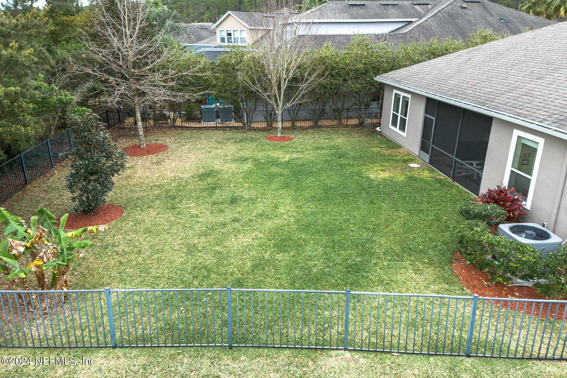 Photo of 15 MYRTLE BROOK Bend