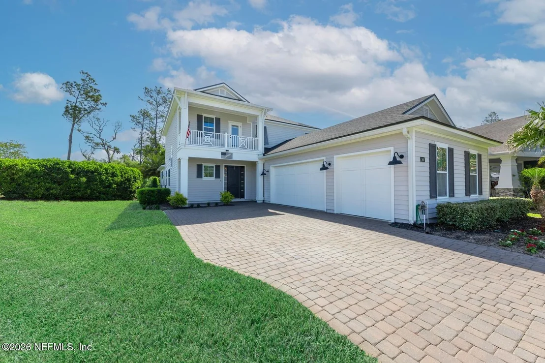 Photo of 566 PARKBLUFF Circle