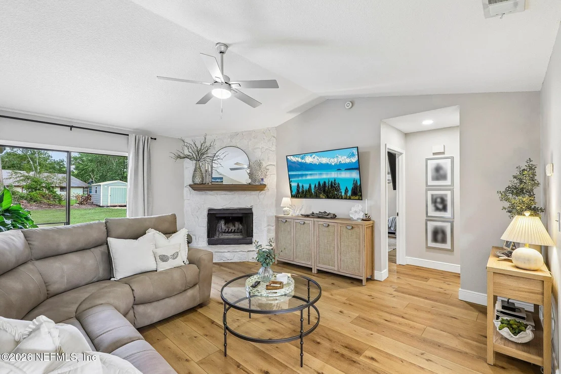 Photo of 1836 KILLARN Circle