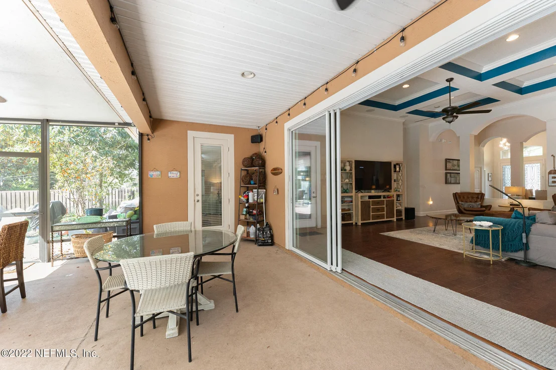 Photo of 120 N ATHERLEY Road