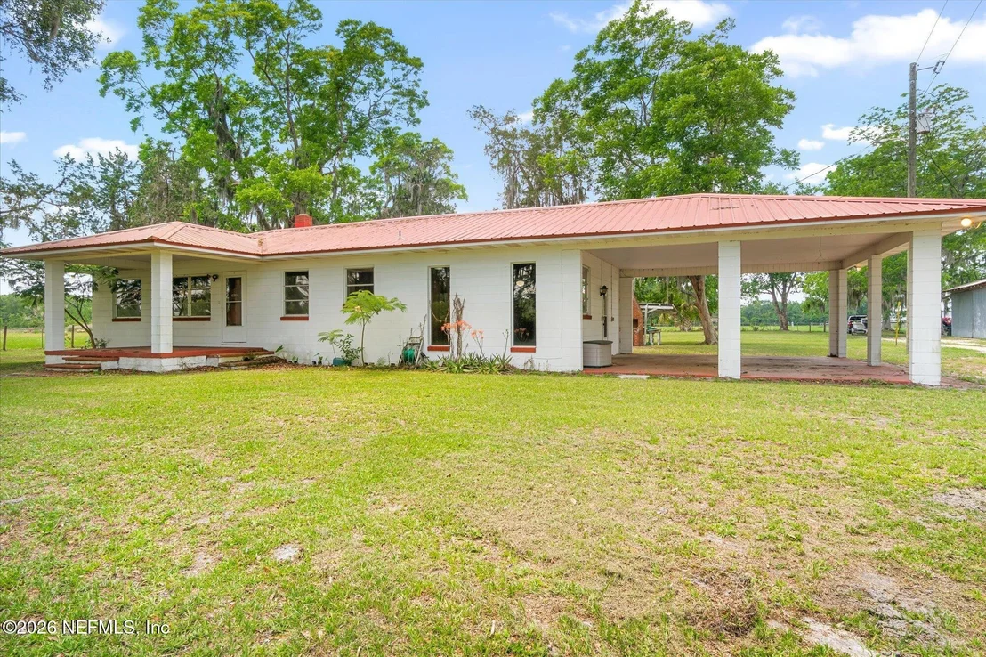 Photo of 786 W RIVER Road