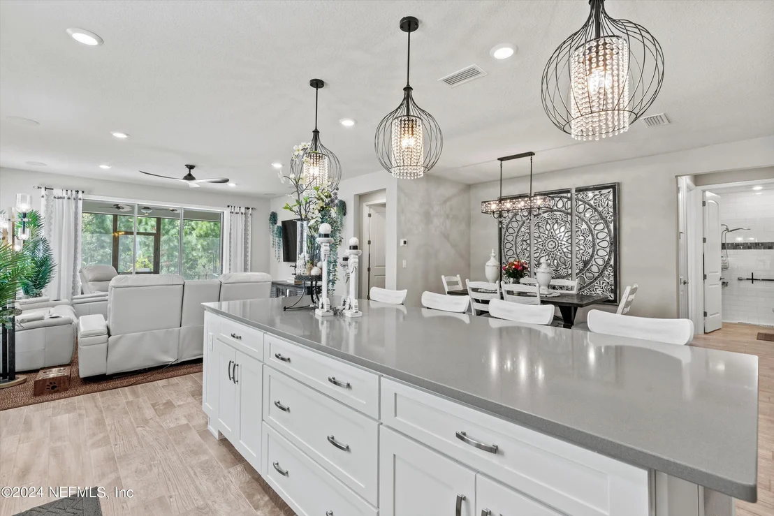 Photo of 11166 TOWN VIEW Drive