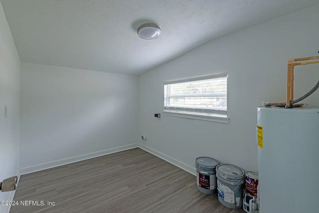 Photo of 152 ROLLIN Drive