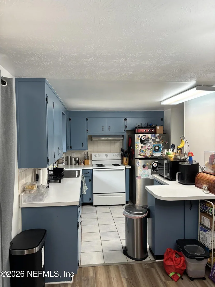 Photo of 918 BACALL Road