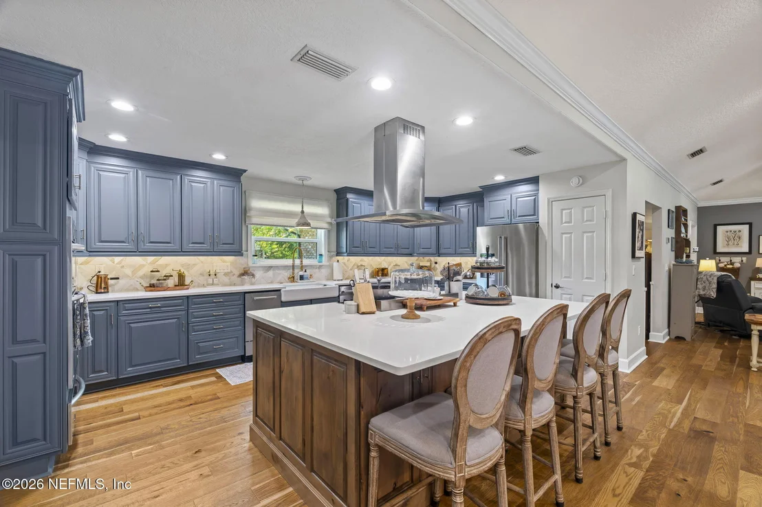 Photo of 8148 BLUE JAY Lane