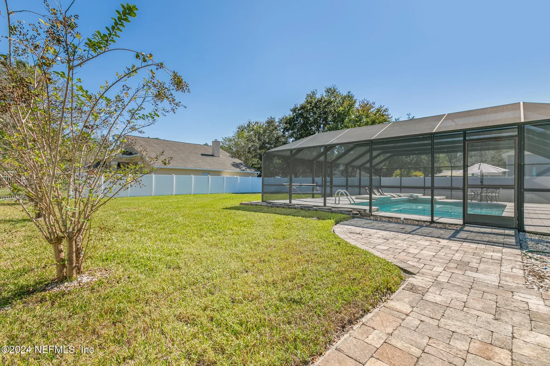 Photo of 800 LAPOMA Way