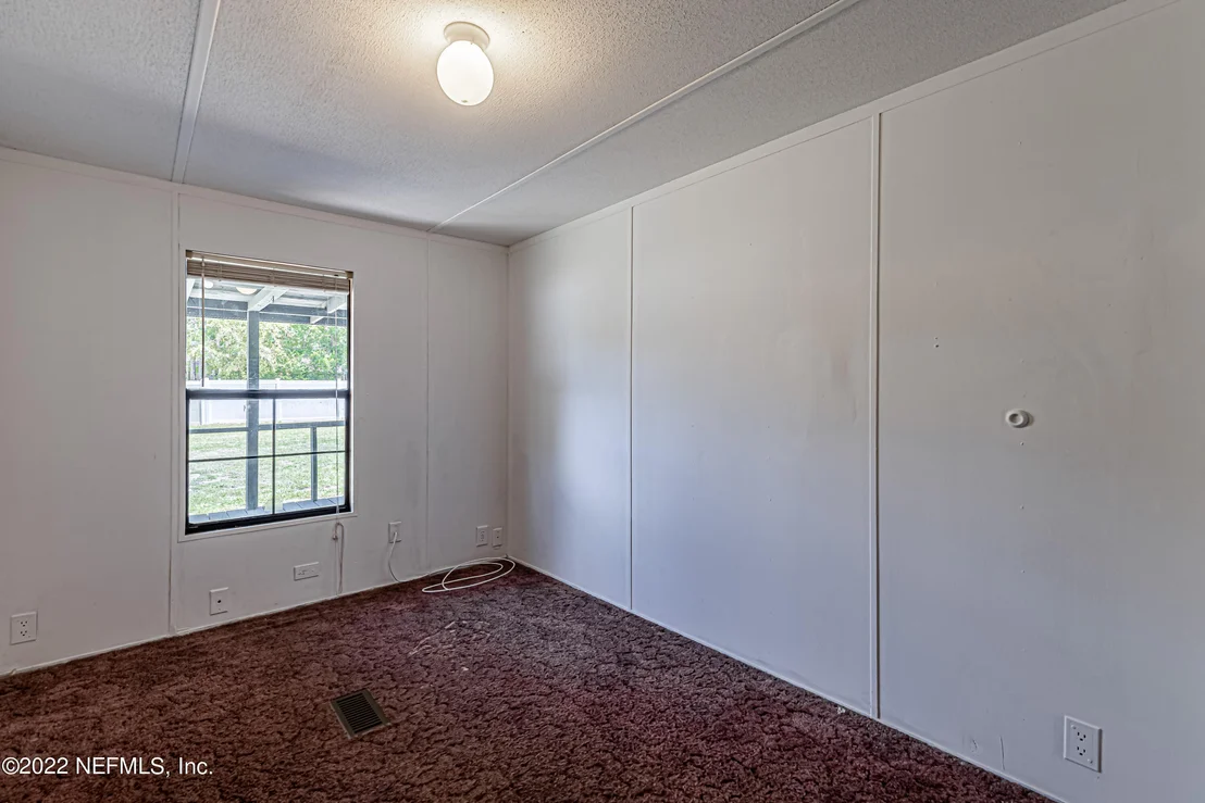 Photo of 65 PEPPERMINT Avenue