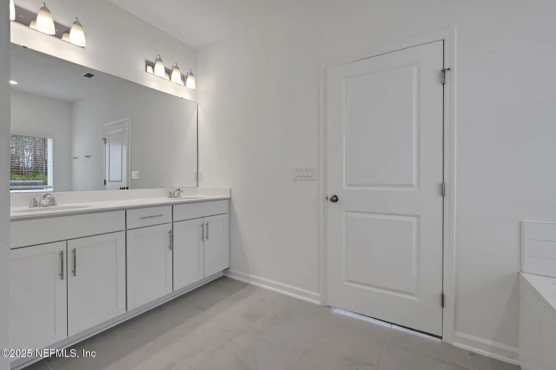 Photo of 405 BROOK FOREST Drive