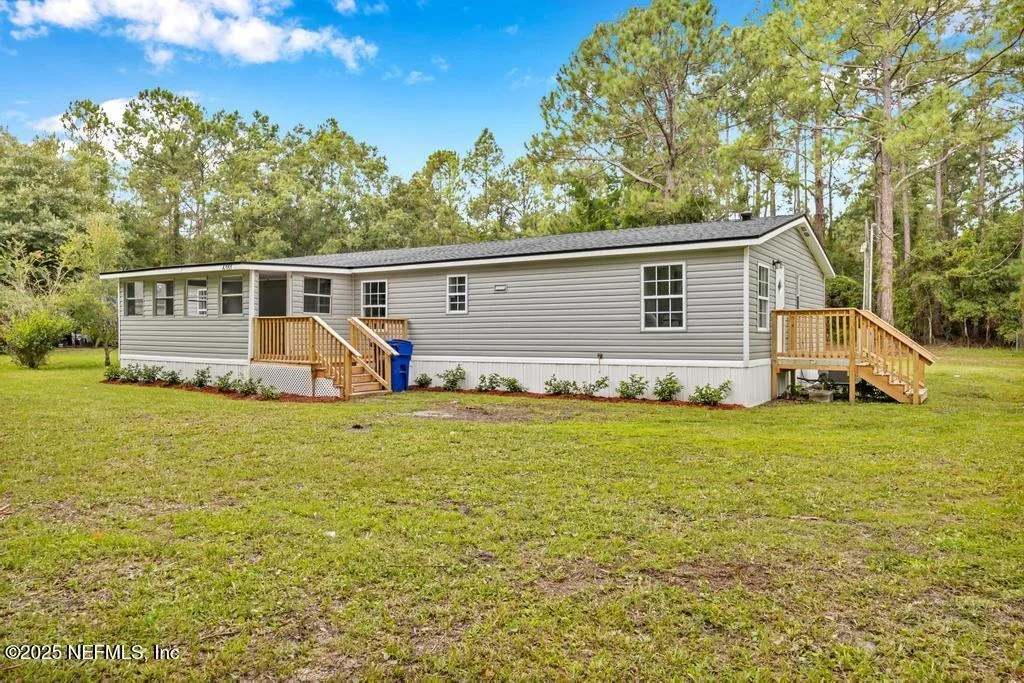 Photo of 6357 ARMSTRONG Road