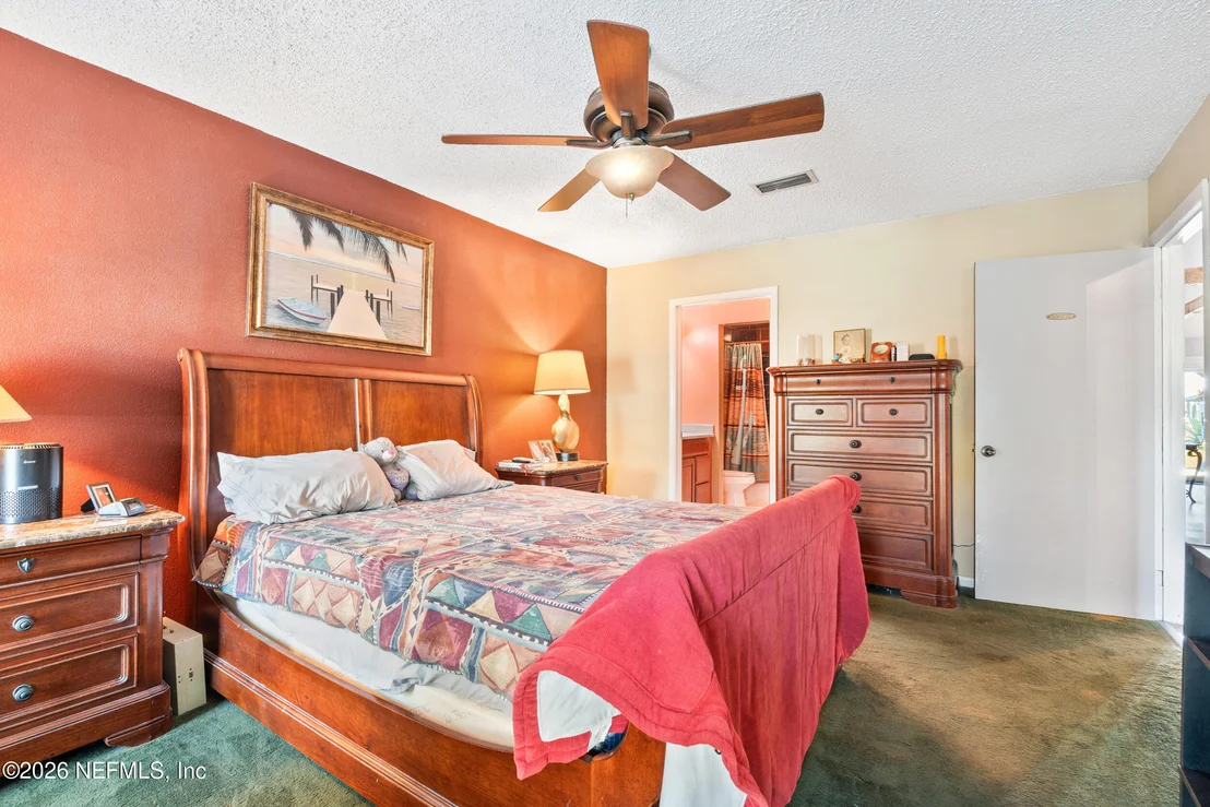 Photo of 5992 HECKSCHER Drive