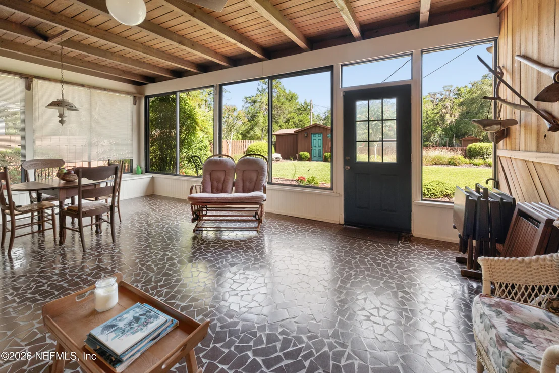 Photo of 1191 JOHNS Drive