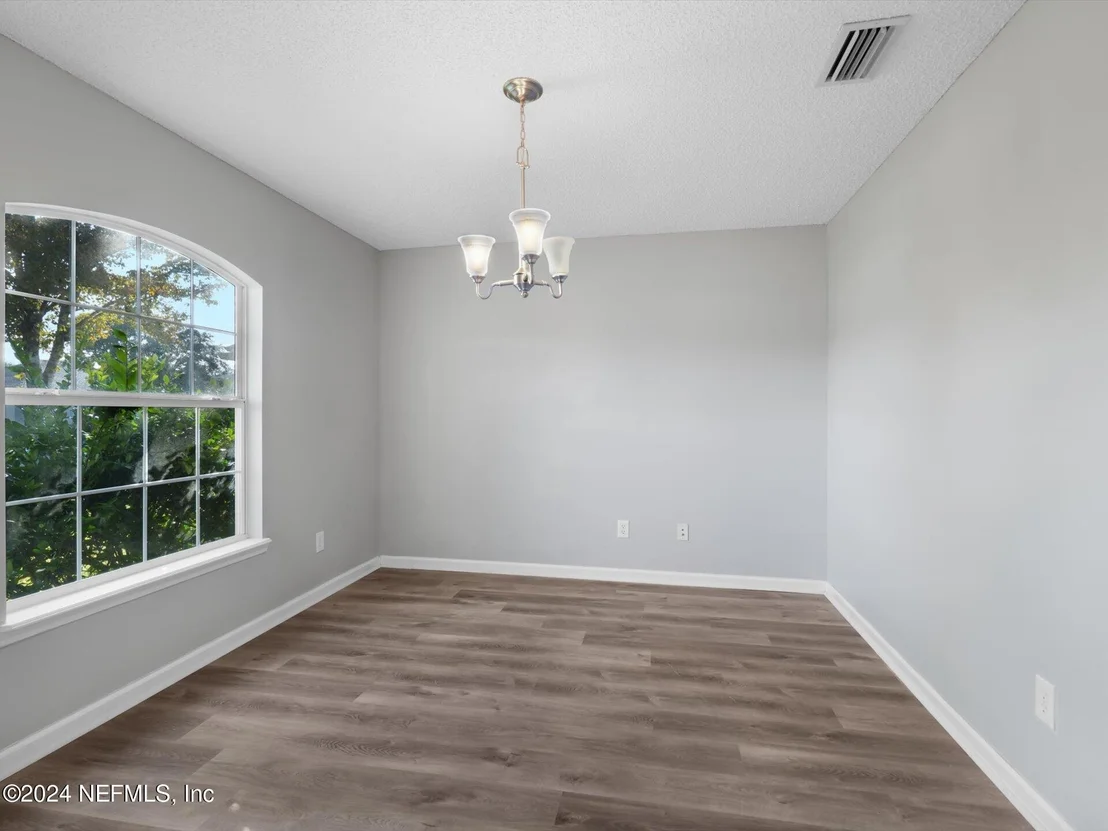 Photo of 6414 SILK LEAF Lane
