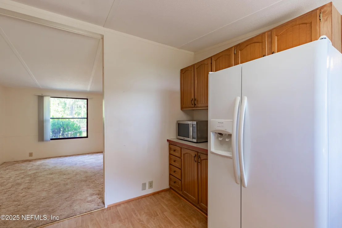 Photo of 101 PINE TREE Lane