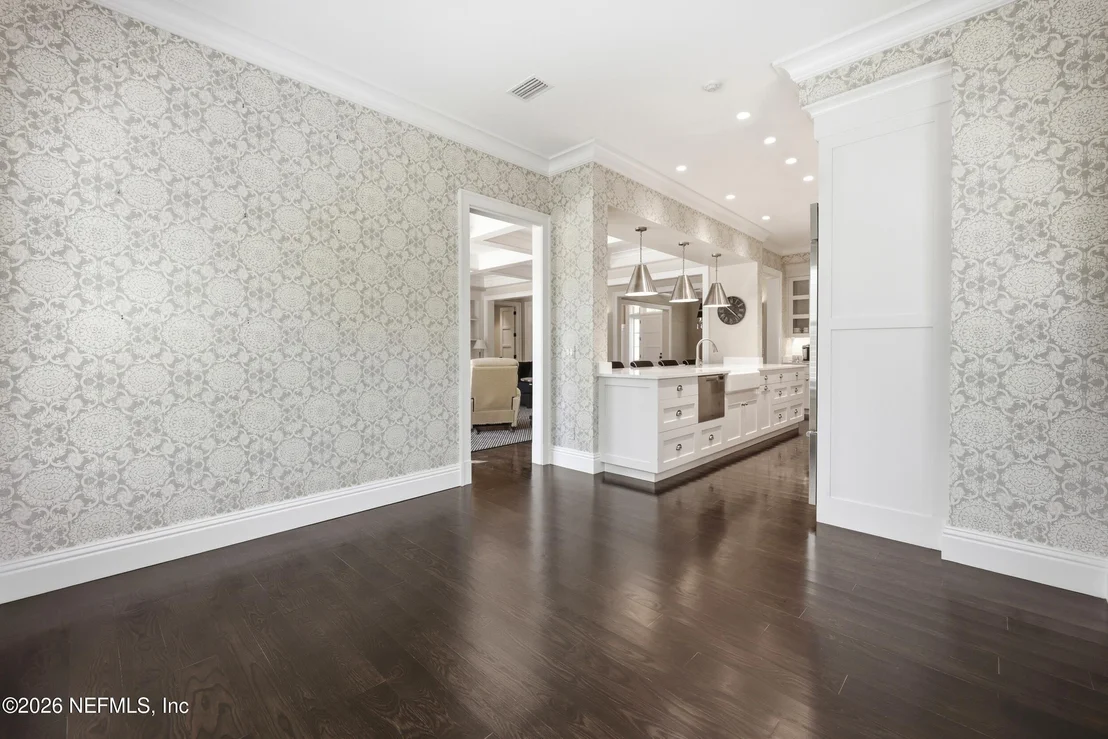 Photo of 1030 MAPLE Lane