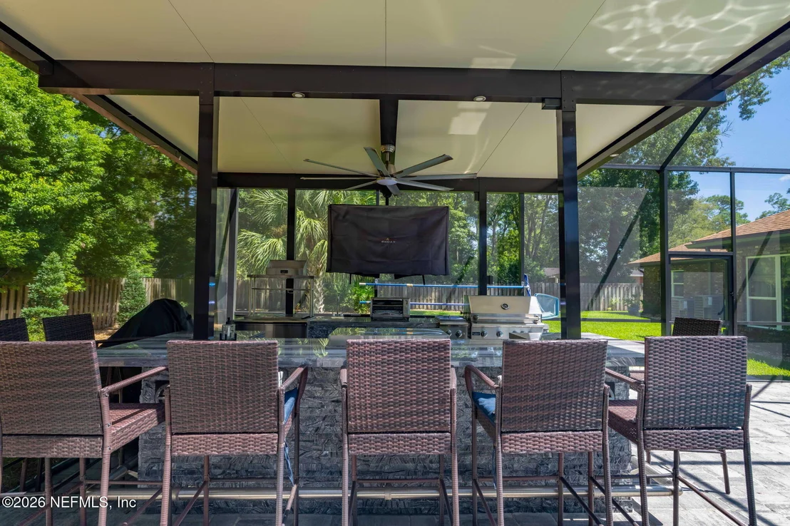 Photo of 8148 BLUE JAY Lane