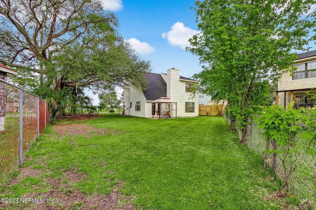 Photo of 400 TROUT RIVER Drive