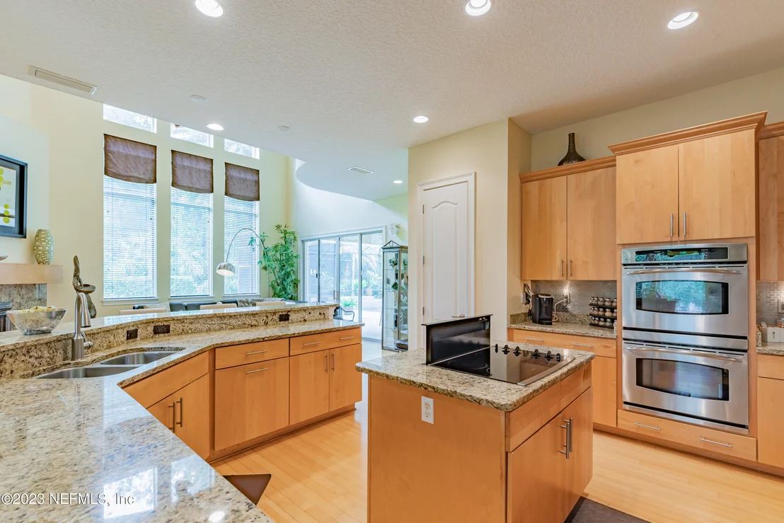 Photo of 1639 DOVER HILL Drive