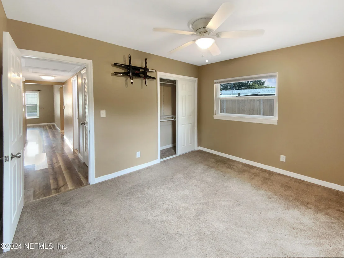Photo of 7505 CENTAURI Road