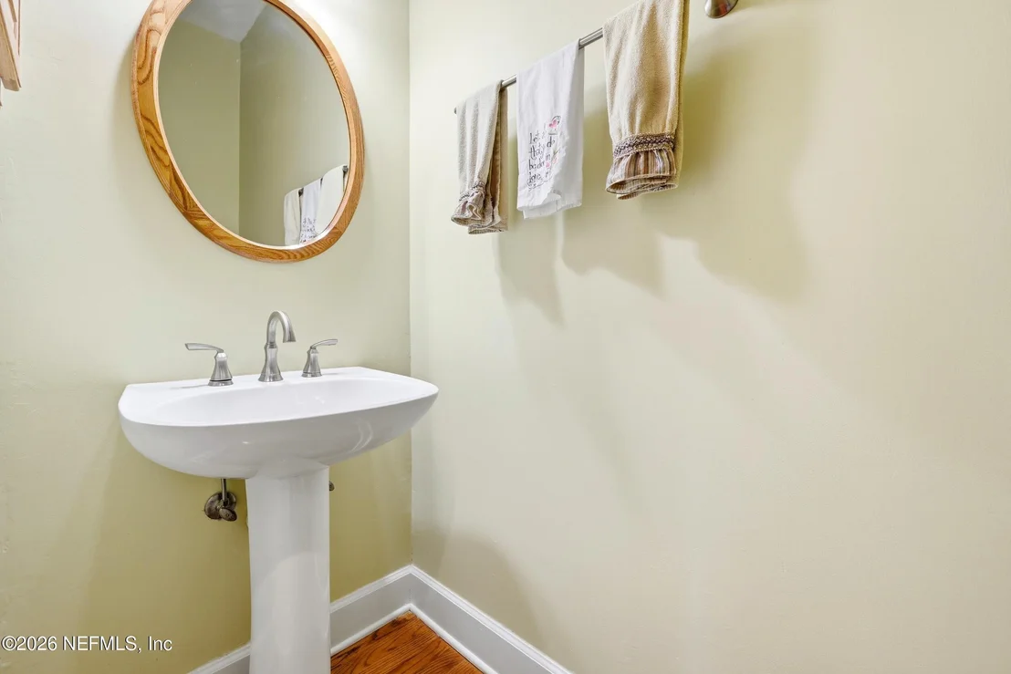 Photo of 12641 MANDARIN Road